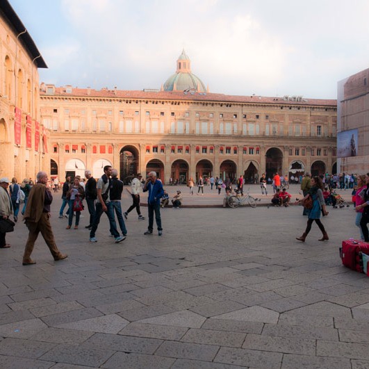 plazas, like this one in Bologna, can and should be great outdoor rooms