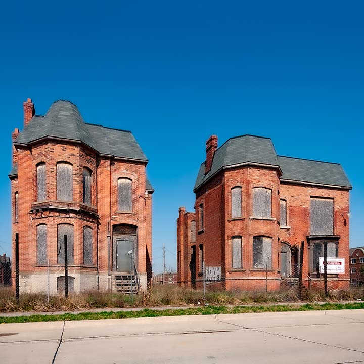 these two old neighbors aren’t Detroit ruin porn yet… but they could be if someone doesn’t adopt them soon