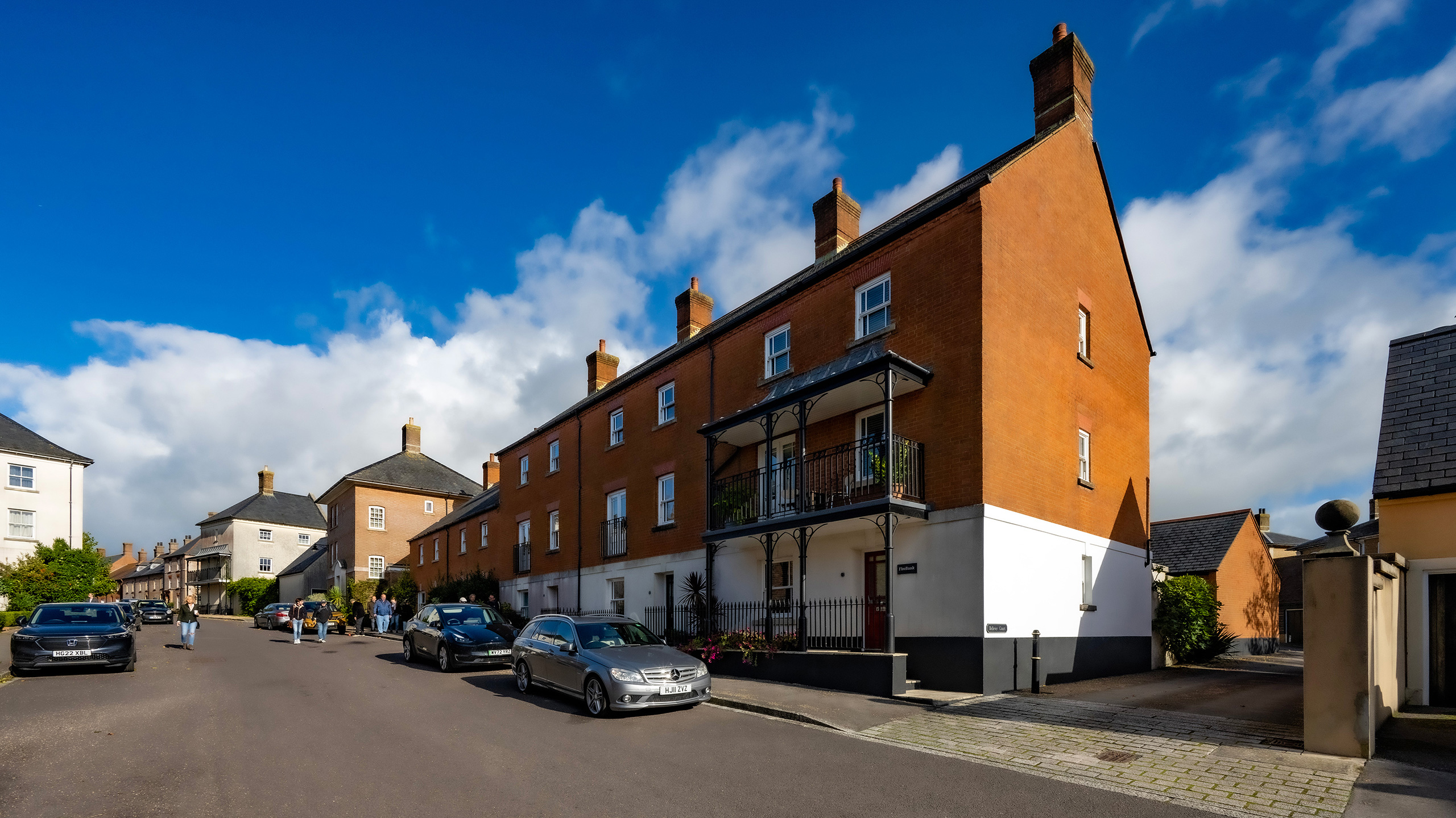roughly a third of Poundbury homes are social housing, but you can't tell which is which
