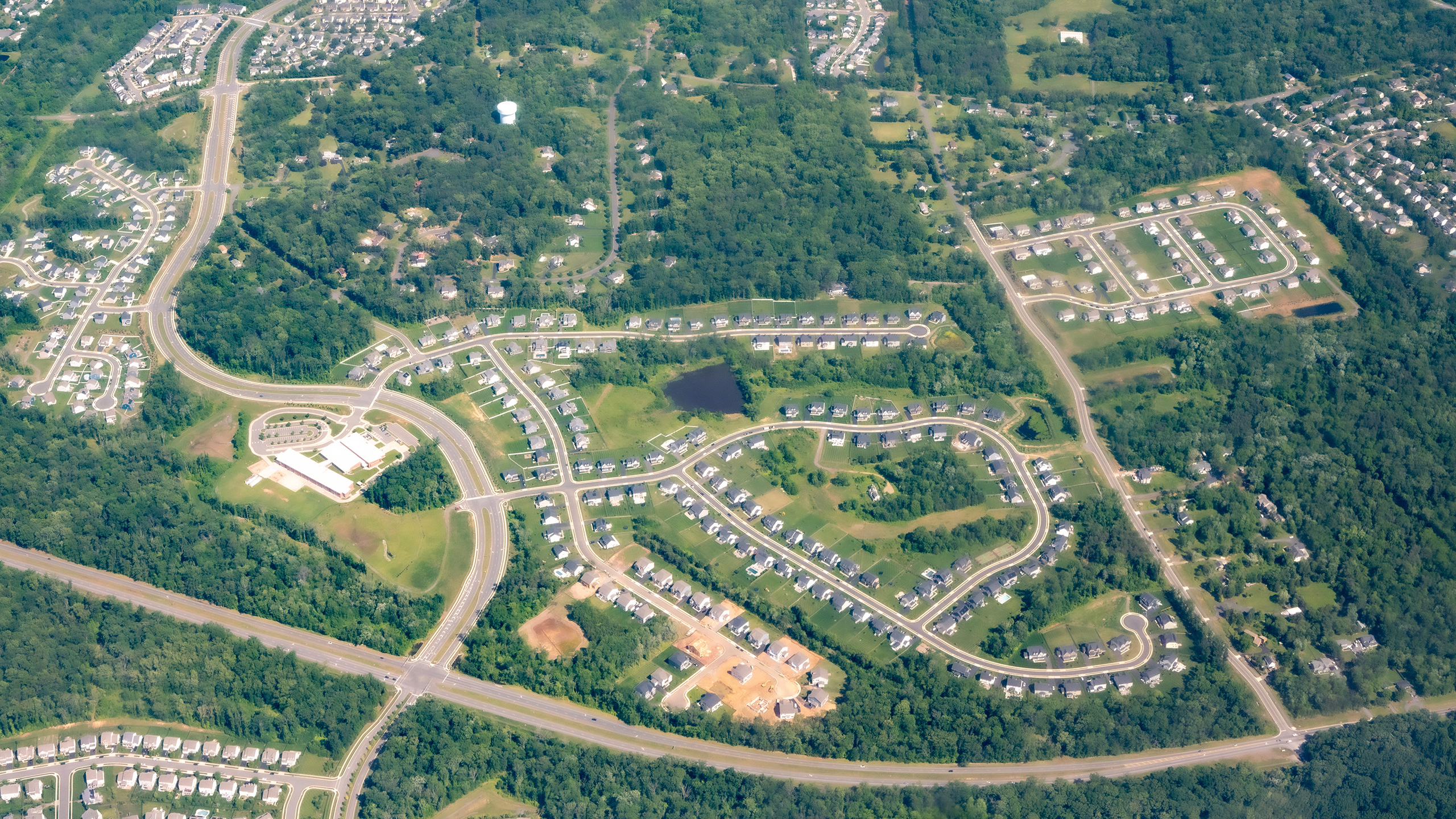 sprawl development near Dulles airport